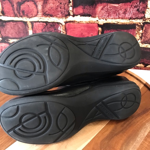 Hush Puppies 🐶 ankle booties zip up black 9 - Picture 6 of 7